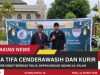 Media Tifa Cenderawasih dan Kurir Nabire Hebat Berbagi Takjil Depan Masjid Agung Al-Falah