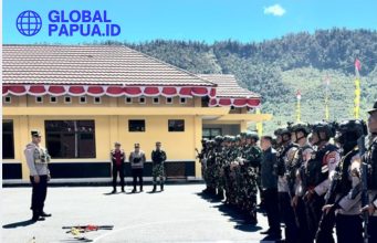 Jaga Kamtibmas Kondusif, Patroli Gabungan TNI-Polri di Puncak Jaya Sita Belasan Senjata Tajam dan Senjata Angin