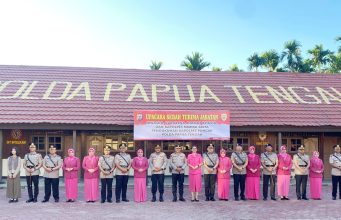 Sertijab PJU Polda Papua Tengah dan Kapolres Mimika, Kapolda Jermias : Jaga Soliditas dan Tingkatkan Profesionalisme